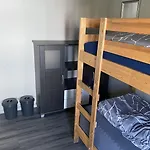 بيت شباب M&r