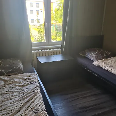 Hostel M&r *