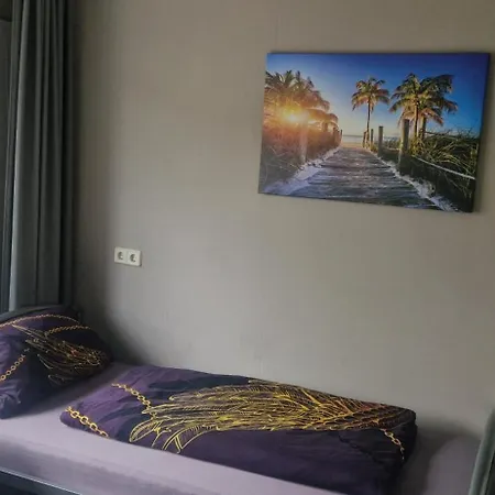 M&R Motel